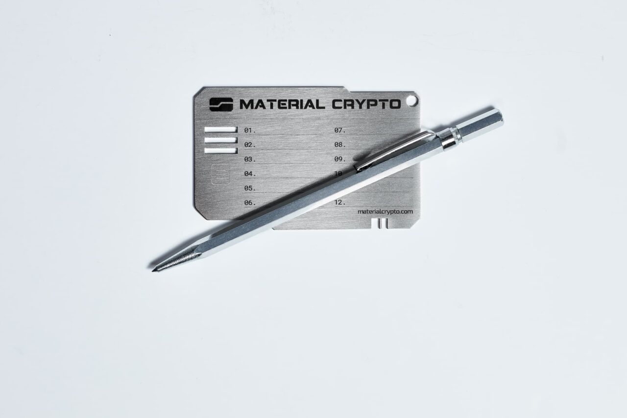 Cold Storage For Ledger Trezor Material Crypto DIY | Indestructible Steel Cryptocurrency  Wallet | Compatible With Seed Phrase, Ledger, Trezor, Ethereum, Keystone,  Etc Offline Bitcoin Ethereum Wallet